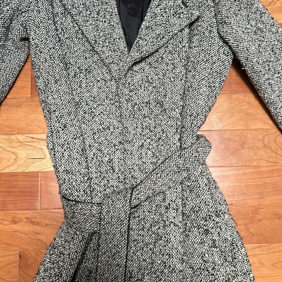 Elie Tahari tweed coat with fur collar size small - Picture 6 of 11